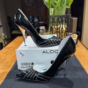 Aldo Gabaldon Black Patent with Silver Heel Sz 39 US 8.5/9